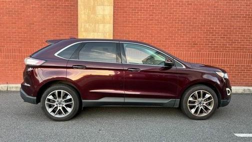 2017 Ford Edge Titanium