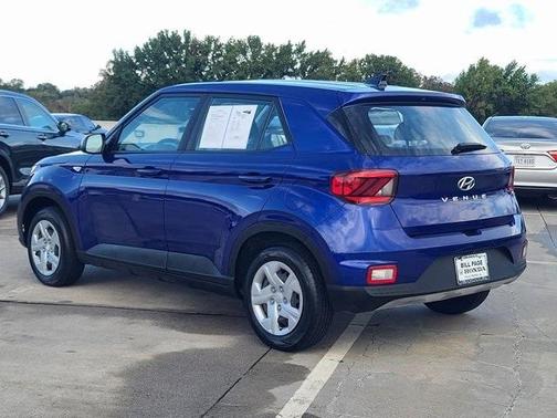 2020 Hyundai VENUE SE