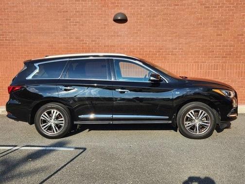 2020 INFINITI QX60 Luxe