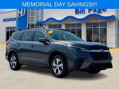 Magnetite Gray Metallic 2025 Subaru Ascent Premium