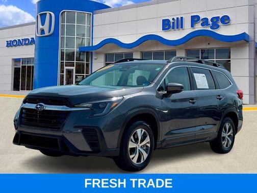 Magnetite Gray Metallic 2025 Subaru Ascent Premium