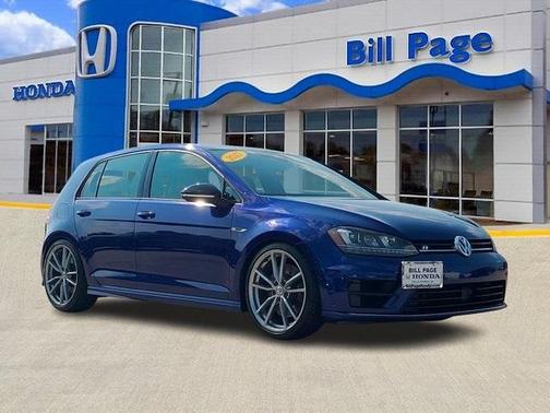 2017 Volkswagen Golf R 4-Door