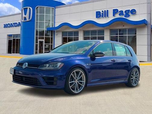 2017 Volkswagen Golf R 4-Door