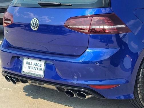 2017 Volkswagen Golf R 4-Door