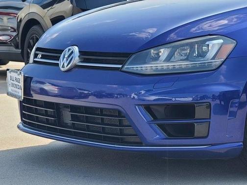 2017 Volkswagen Golf R 4-Door