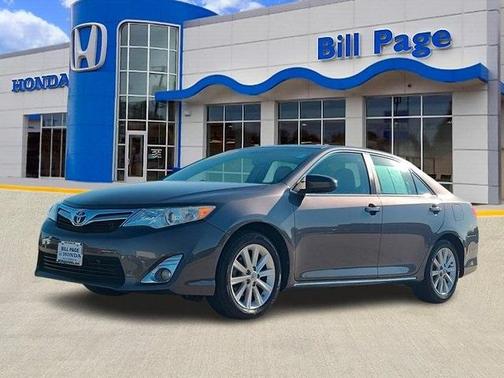 2014 Toyota Camry XLE