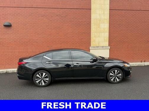 2022 Nissan Altima 2.5 SL