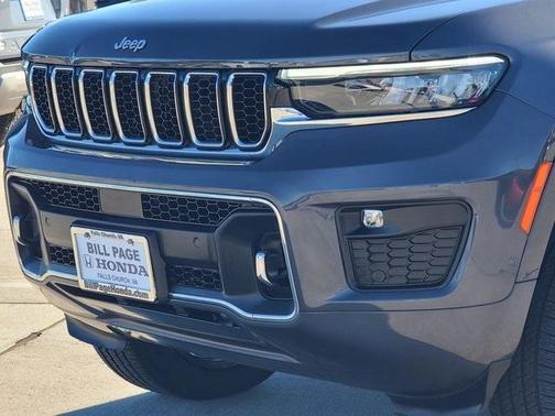 2022 Jeep Grand Cherokee Overland