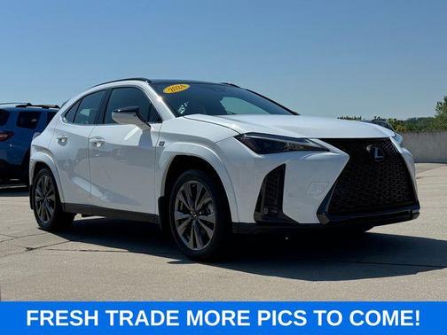 Ultra White 2024 Lexus UX 250h F SPORT Handling
