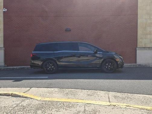 2023 Honda Odyssey Sport