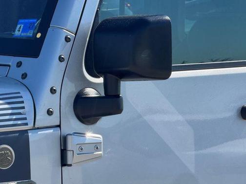 Billet Silver Metallic Clearcoat 2018 Jeep Wrangler JK Unlimited Sport