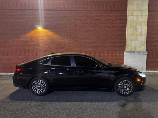 2020 Hyundai SONATA Hybrid SEL