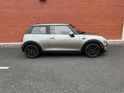 2020 MINI Hardtop Cooper