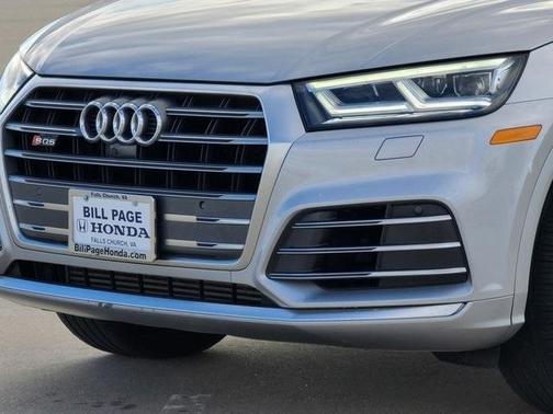 Photo 3 of 32 of 2018 Audi SQ5 3.0T Prestige