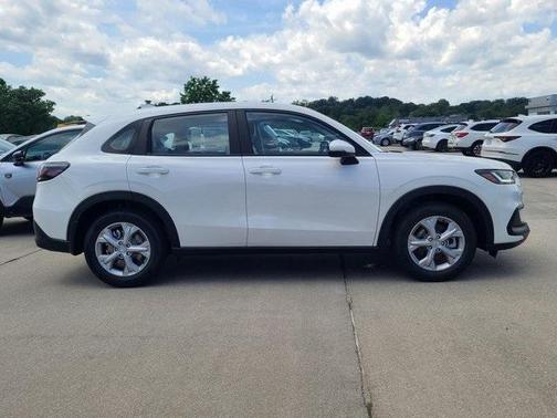 2025 Honda HR-V LX