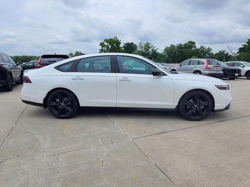 2025 Honda Accord Hybrid Sport-L