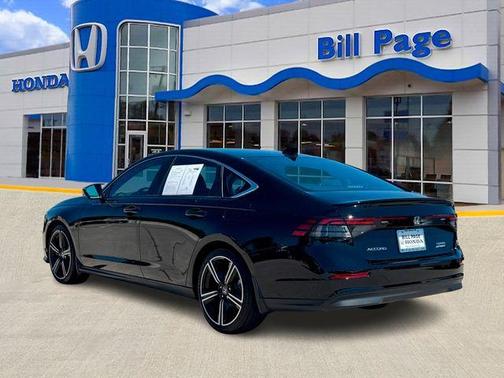 Crystal Black Pearl 2025 Honda Accord Hybrid Sport