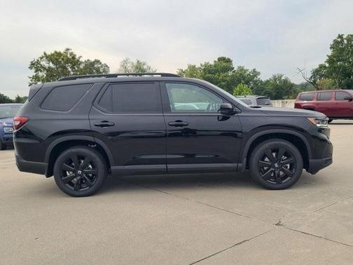 2025 Honda Pilot Black Edition