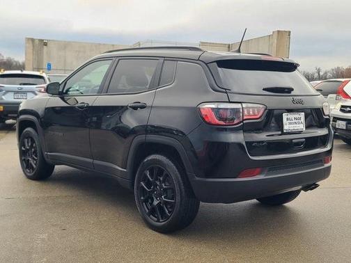 2022 Jeep Compass Altitude