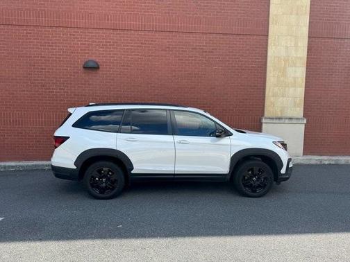 2022 Honda Pilot TrailSport