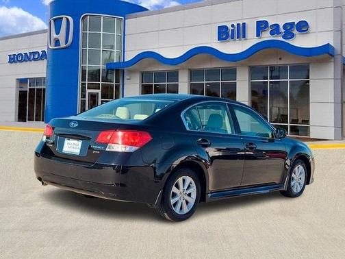 2010 Subaru Legacy 2.5i
