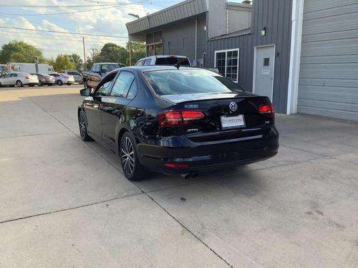 2016 Volkswagen Jetta 1.8T Sport