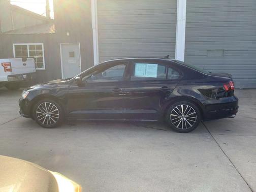 2016 Volkswagen Jetta 1.8T Sport