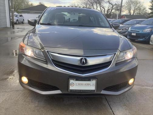 2013 Acura ILX 2.0L w/Premium Package