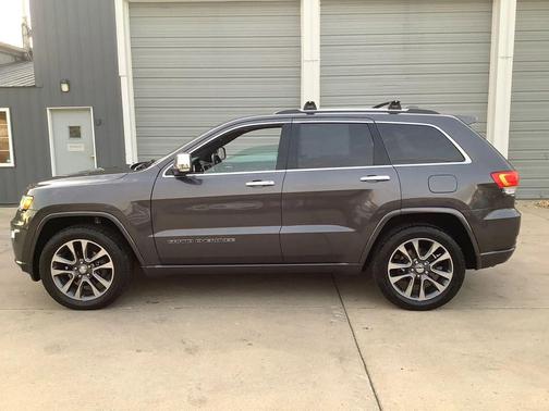 2017 Jeep Grand Cherokee Overland