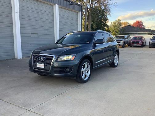 2011 Audi Q5 Premium Plus