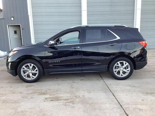 Mosaic Black Metallic 2021 Chevrolet Equinox Premier w/1LZ