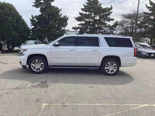 Iridescent Pearl Tricoat 2018 Chevrolet Suburban Premier