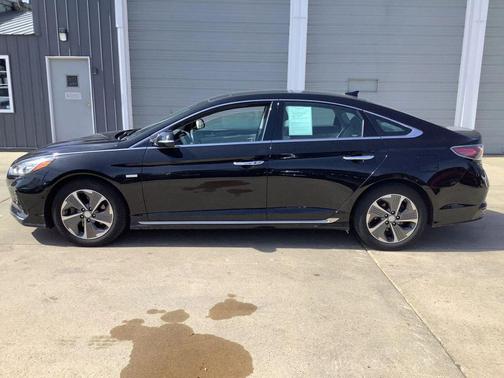 2019 Hyundai SONATA Hybrid Limited