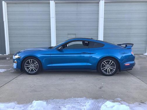 2019 Ford Mustang EcoBoost