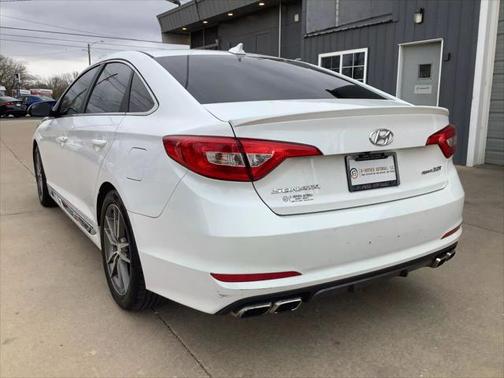 2017 Hyundai SONATA Sport 2.0T