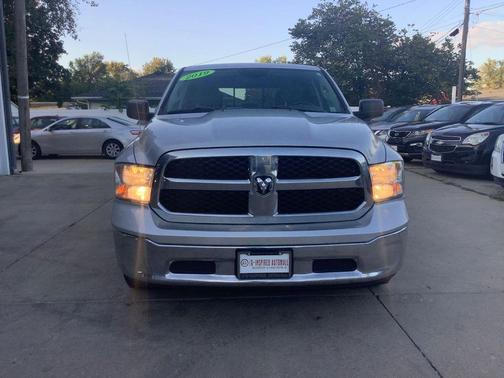 2019 RAM 1500 SLT