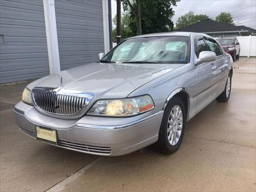 2007 Lincoln Town Car Signature