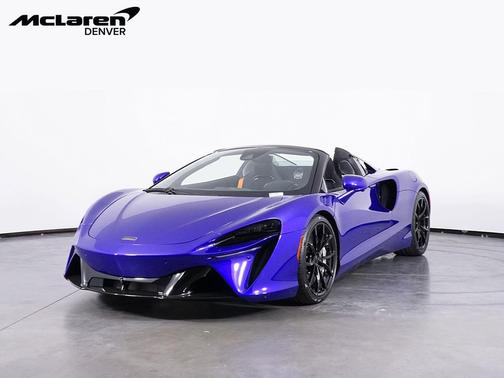 Tanzanite Blue 2025 McLaren Artura