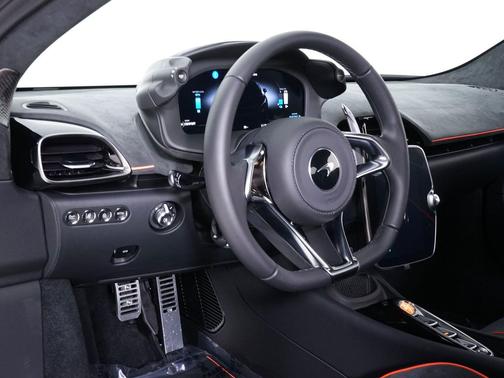 Plateaux 2026 McLaren Artura Performance