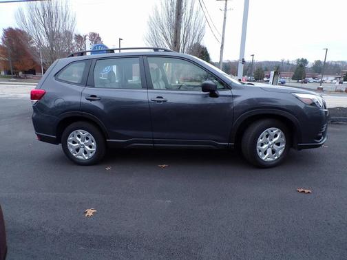 2024 Subaru Forester Base