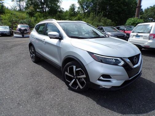 2020 Nissan Rogue Sport SL