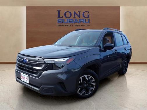 2025 Subaru Forester Base