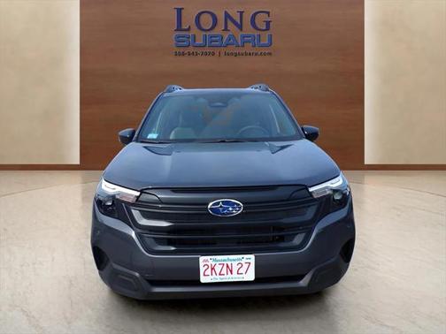 2025 Subaru Forester Base
