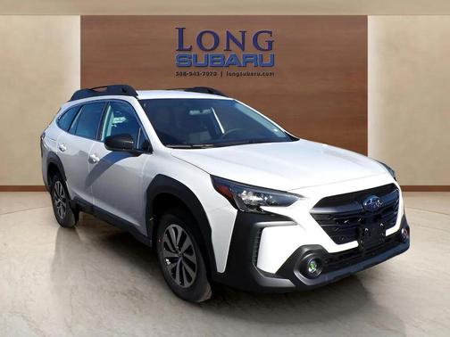 2025 Subaru Outback Base