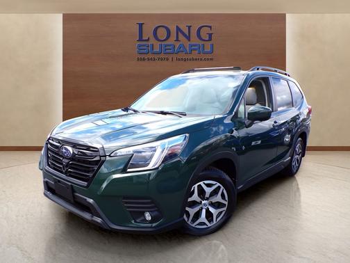 Cascade Green Silica 2024 Subaru Forester Premium