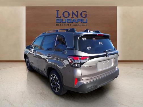 2025 Subaru Forester Hybrid Premium