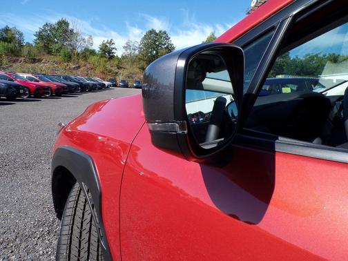 Sun Blaze Pearl 2025 Subaru Crosstrek Premium