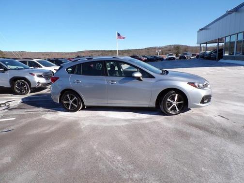 2023 Subaru Impreza Premium