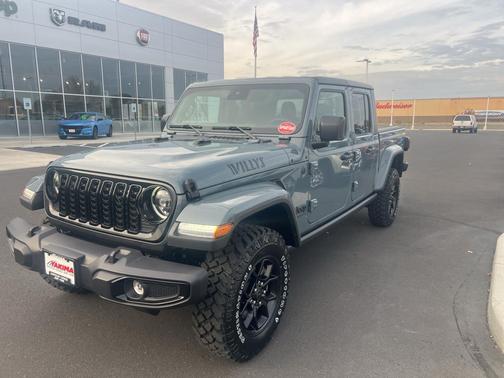 2025 Jeep Gladiator Sport