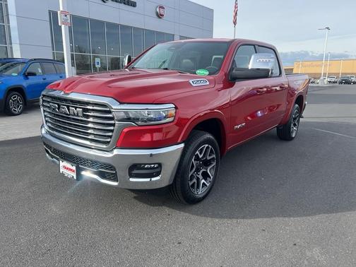 Molten Red Pearlcoat 2026 RAM 1500 Laramie